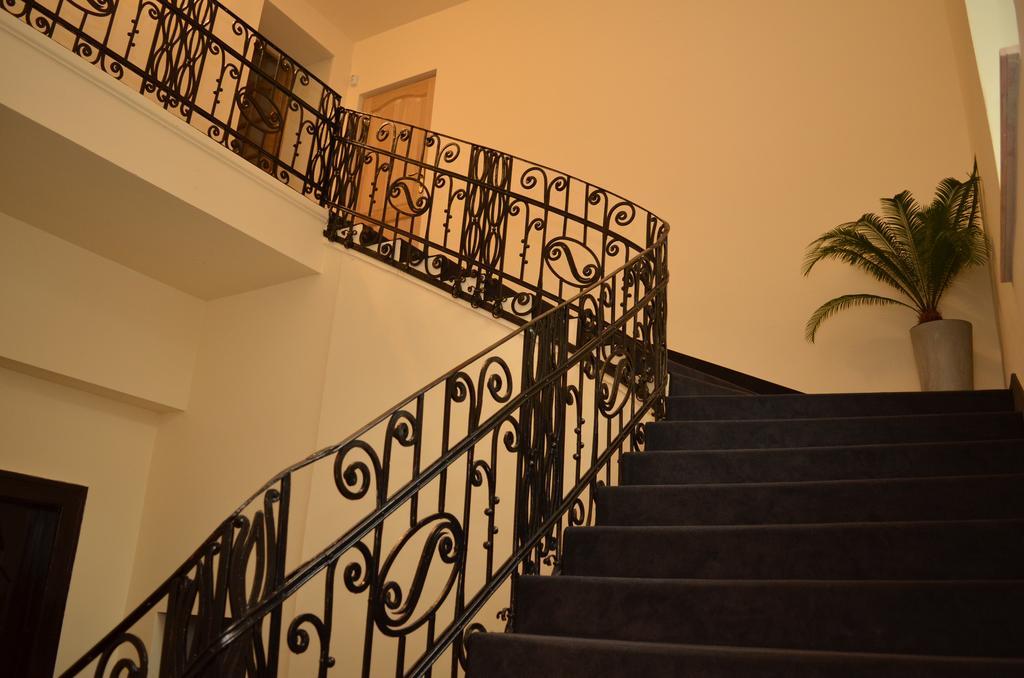 Casa Remo - Guesthouse Turda Exterior photo
